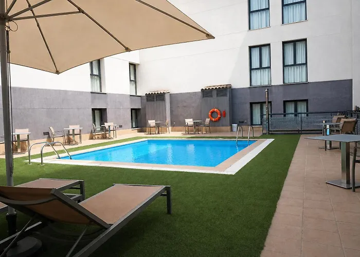 Hotel Pedro I De Aragon 4 Sup